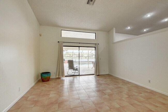 Building Photo - 11511 Island Lakes Ln