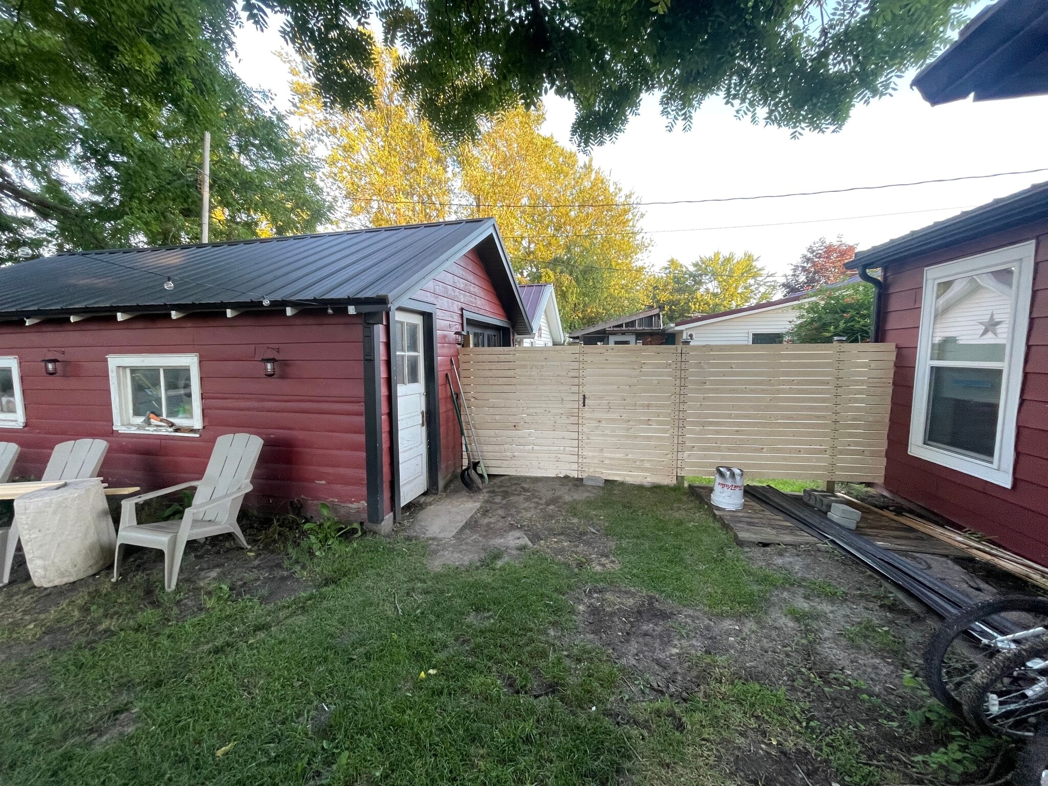 Building Photo - 419 S Mill St