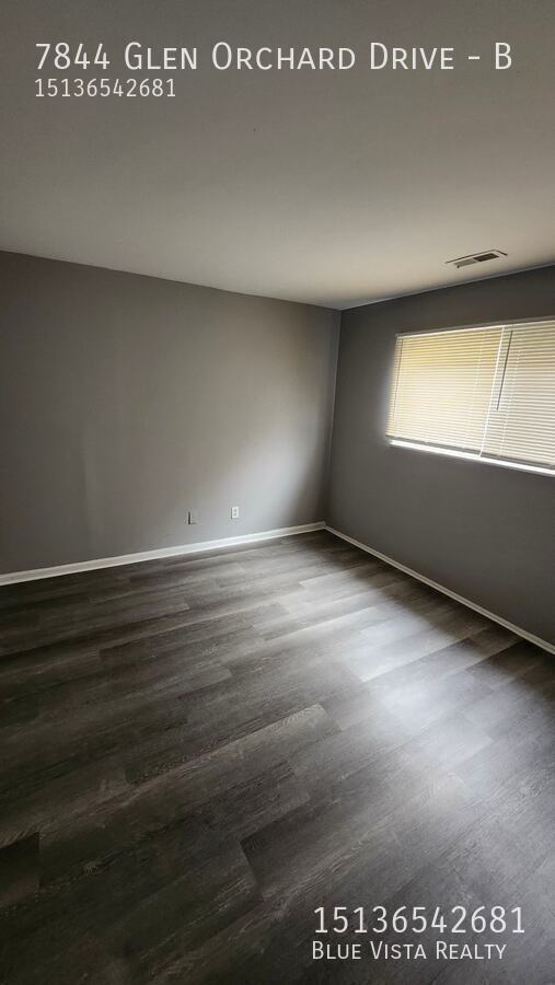 Building Photo - 7844 Glen Orchard Dr