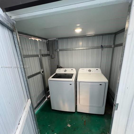 Building Photo - 25420 SW 124th Pl