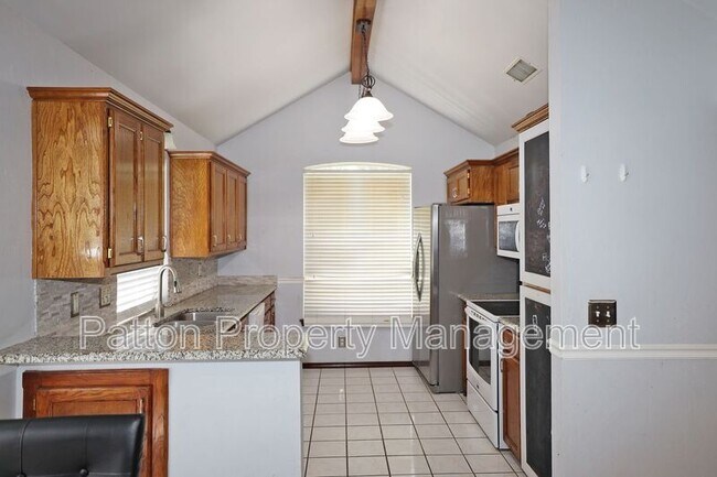 Building Photo - 7003 Sheldon Rd