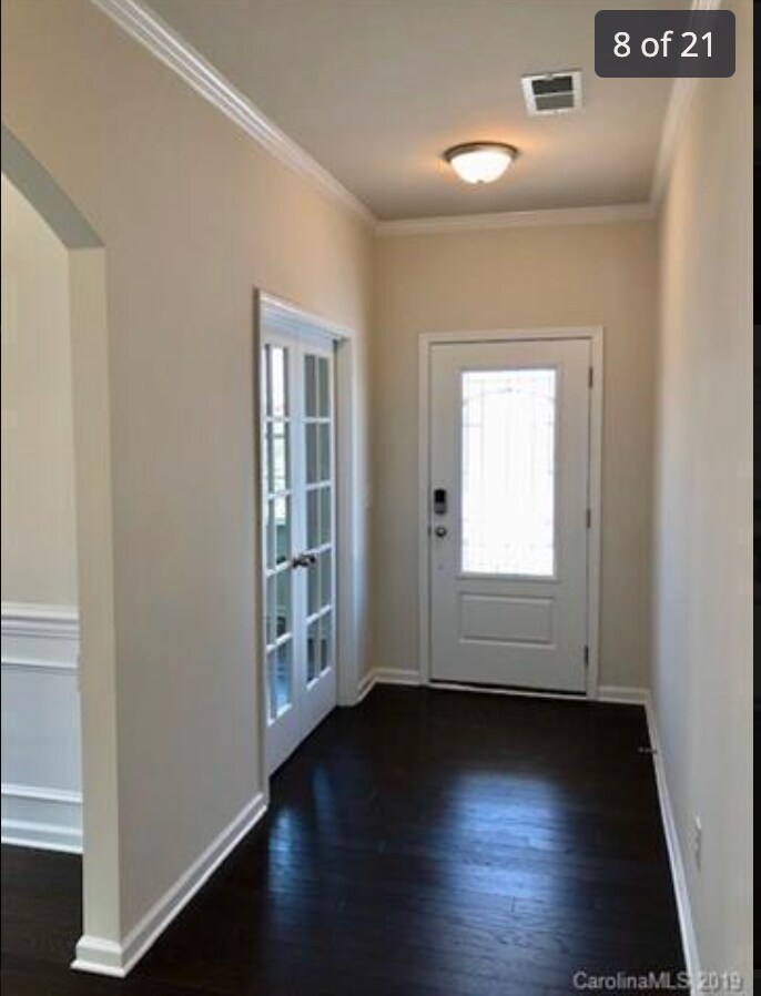 Building Photo - 2230 Killian Creek Dr