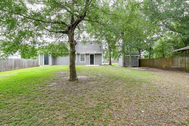 Building Photo - 6718 Greg St