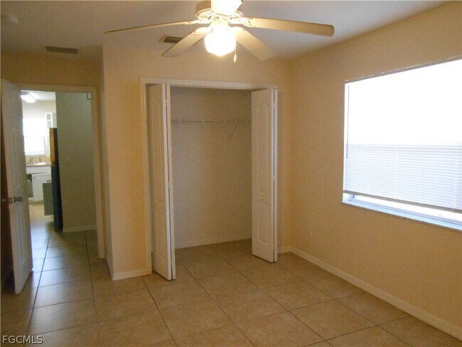 Building Photo - 202 Hightower Ave S