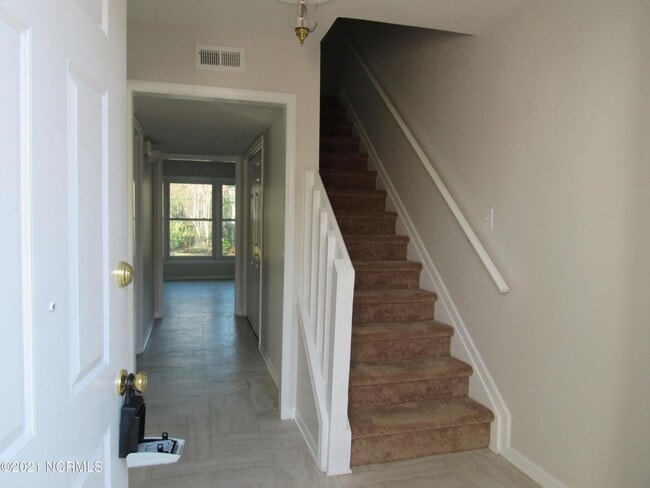 Building Photo - 314 Bracken Pl