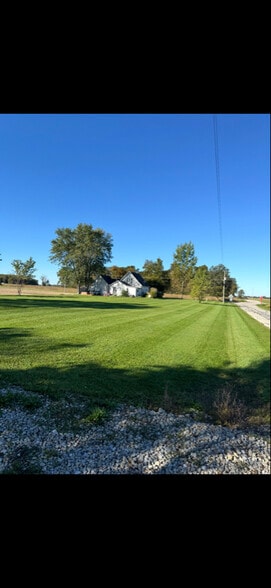 Building Photo - 491 Frazers Rd