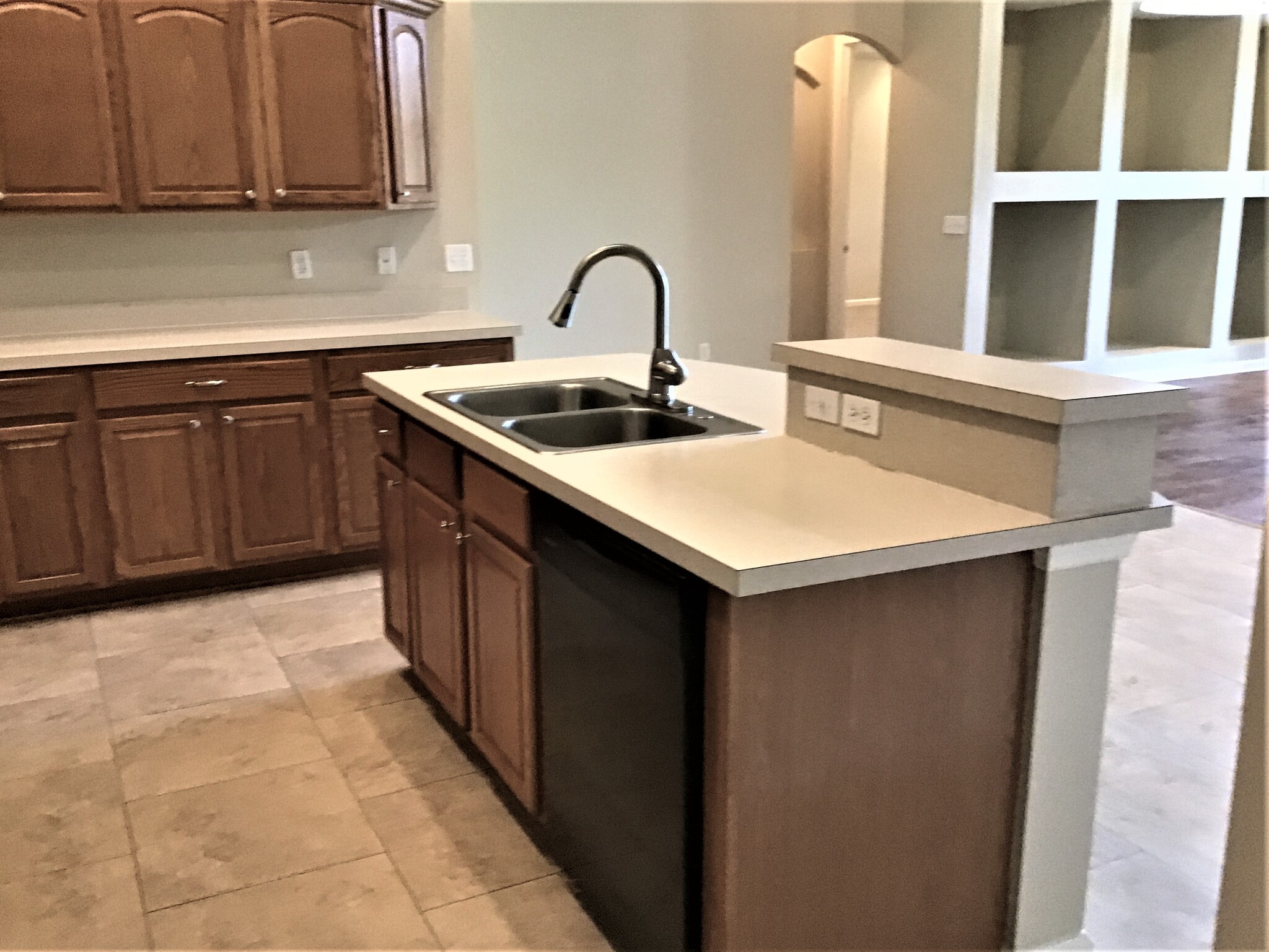 Building Photo - 404 Bayridge Ct