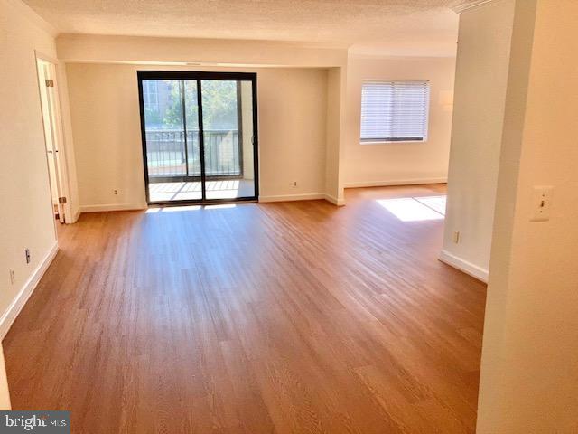 Building Photo - 5902 Mt Eagle Dr