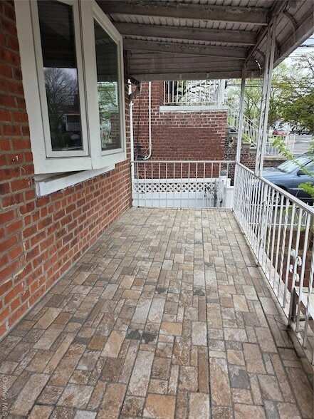 Building Photo - 1628 Allerton Ave