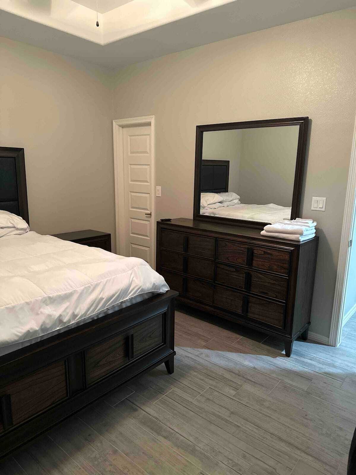 Master Bedroom - 5106 N Winona Dr