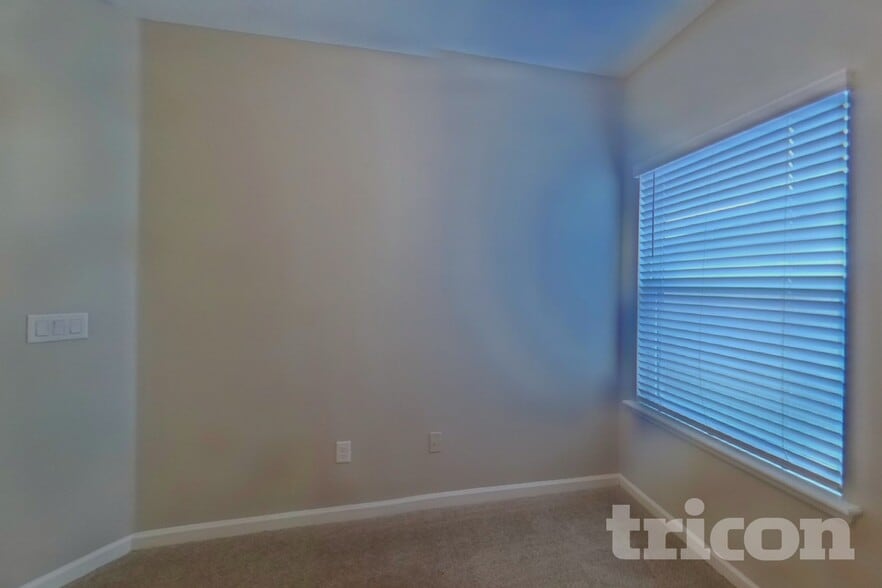 Building Photo - 10328 Pavnes Creek Dr