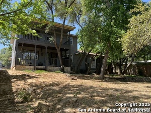 Building Photo - 568 Lake Forest