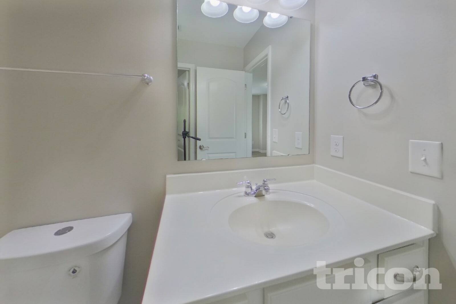 Building Photo - 6909 Barefoot Forest Dr