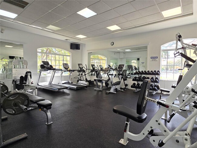 Building Photo - 7260 NW 114th Ave