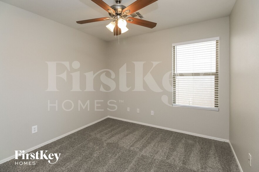 Building Photo - 3741 E Jasper Dr