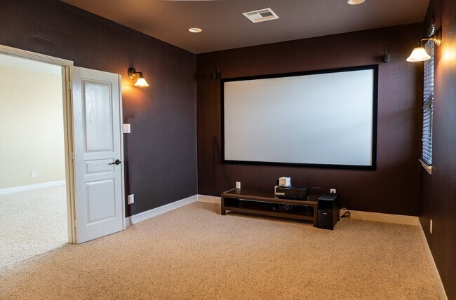 Building Photo - 25614 Somerset Meadows Ct