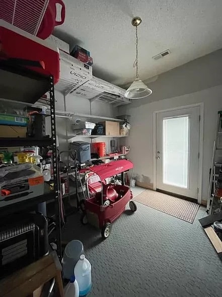 Storage - 2509 Hartley St