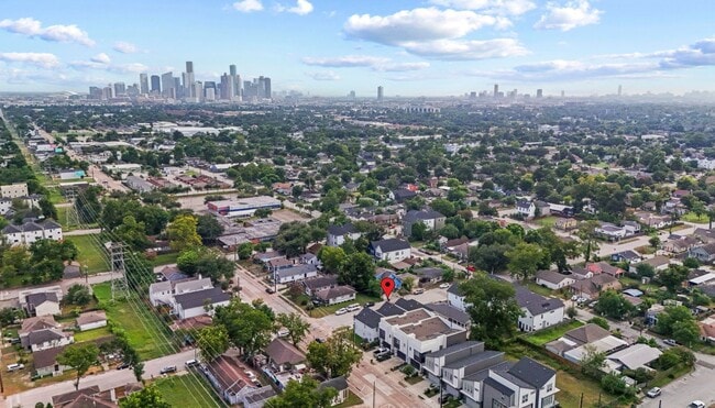 Building Photo - 1515 Egypt St