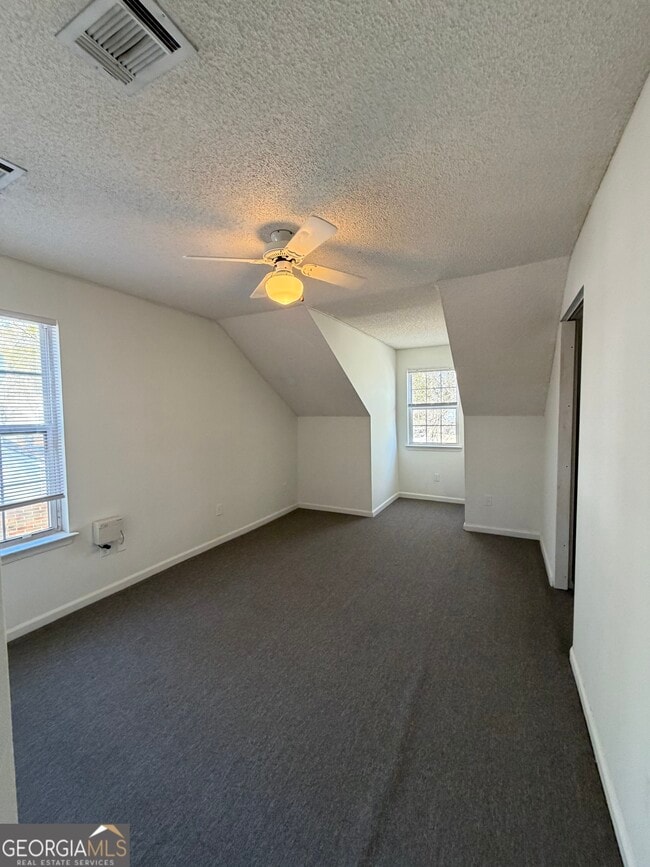 Building Photo - 303 Madison Ave