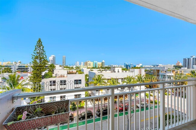 Building Photo - 345 Ocean Dr