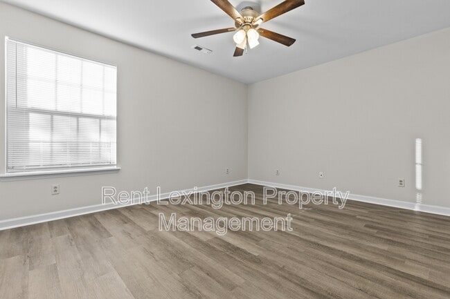 Building Photo - 3175 Kirklevington Dr