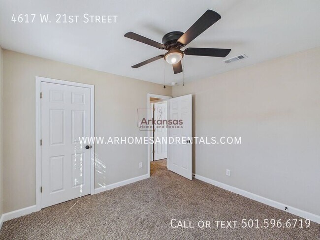 Building Photo - 4617 W 21st St