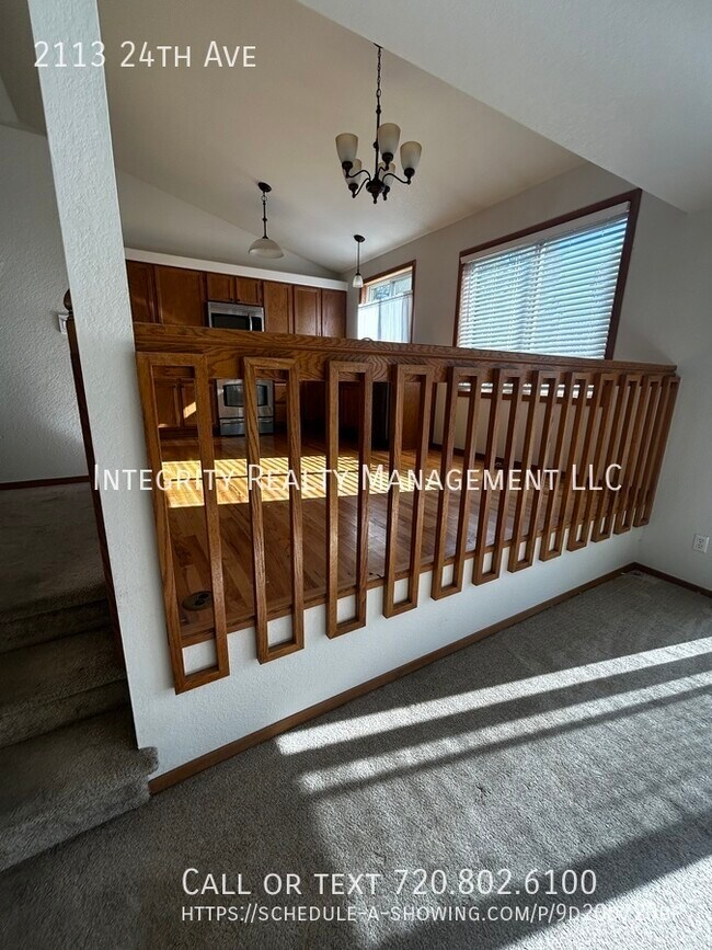 Building Photo - 2113 24th Ave