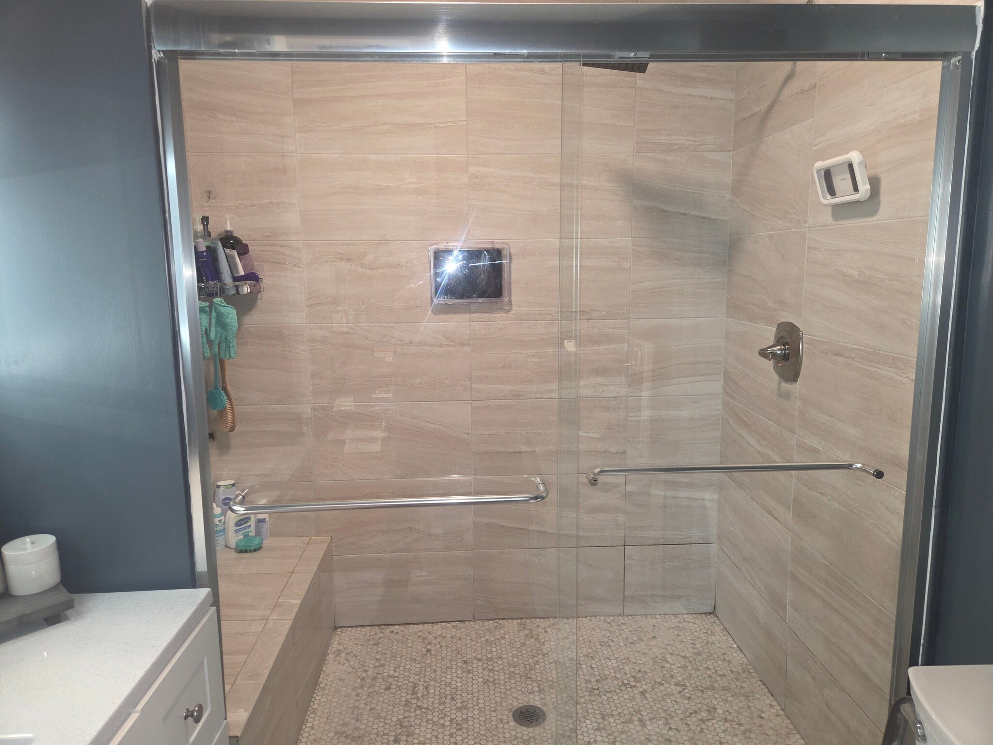 Building Photo - 2557 W Superior St