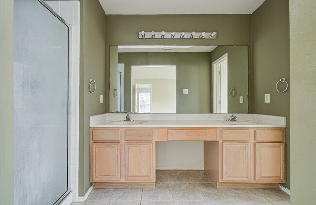 Building Photo - 11714 Sweet Willow Ct