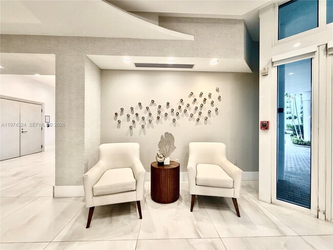 Building Photo - 3001 S Ocean Dr