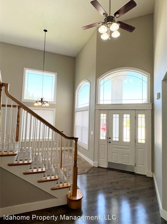 Building Photo - 4 br, 2.5 bath House - 10539 W Merab Ct