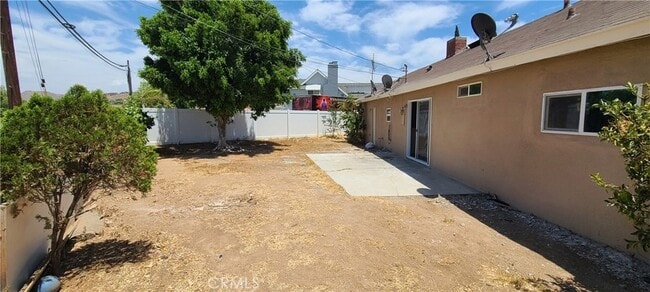 Building Photo - 421 Royal Cir