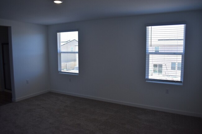 Building Photo - 4123 Scarlet Ct