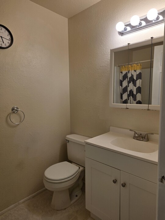 Building Photo - 3264 W 4700 S