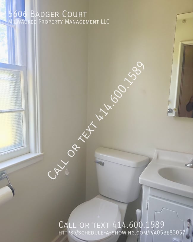 Building Photo - 5606 Badger Ct