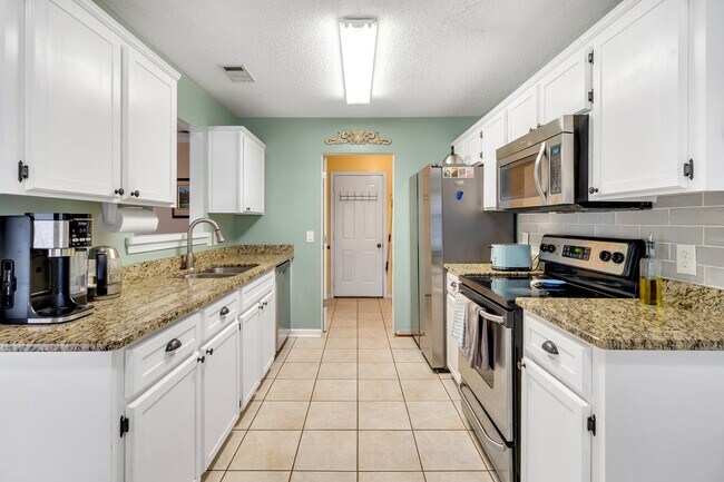 Building Photo - 307 Coffee Bluff Villa Rd
