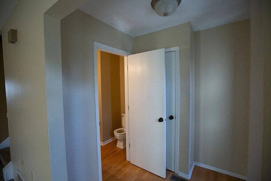 Building Photo - 1264 Michigan Ave