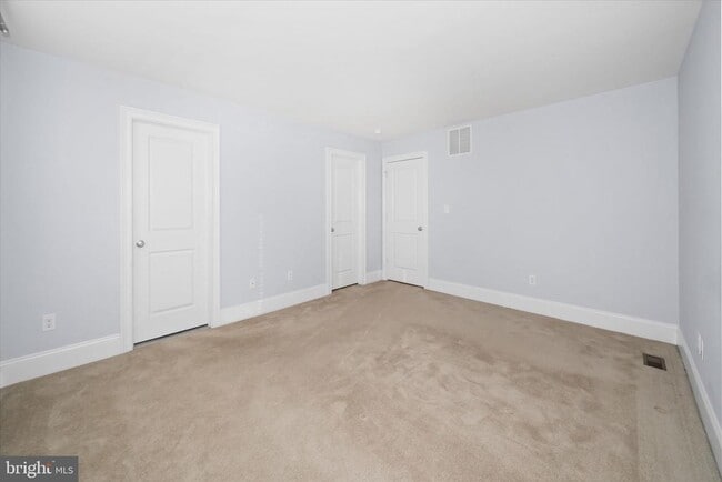 Building Photo - 519 Wheelmen St