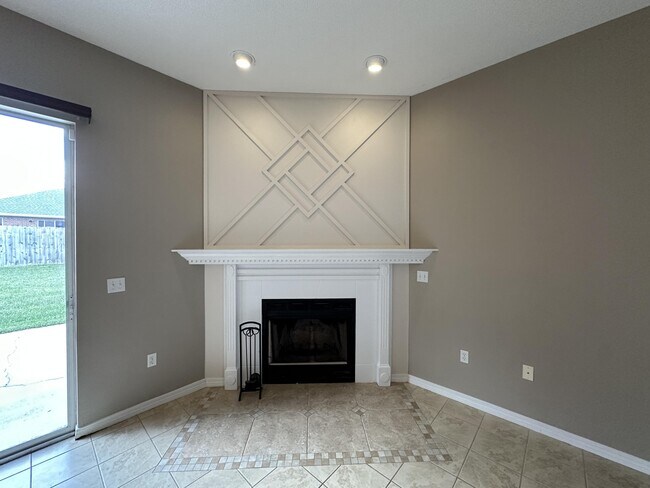 Building Photo - 3077 Border Creek Dr