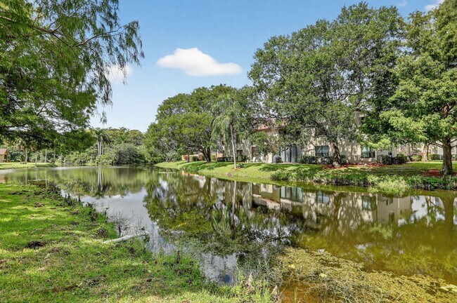 Building Photo - 3037 NW 48th Ave