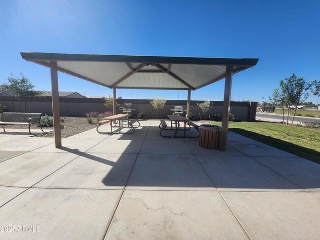 Building Photo - 3814 S 87th Dr