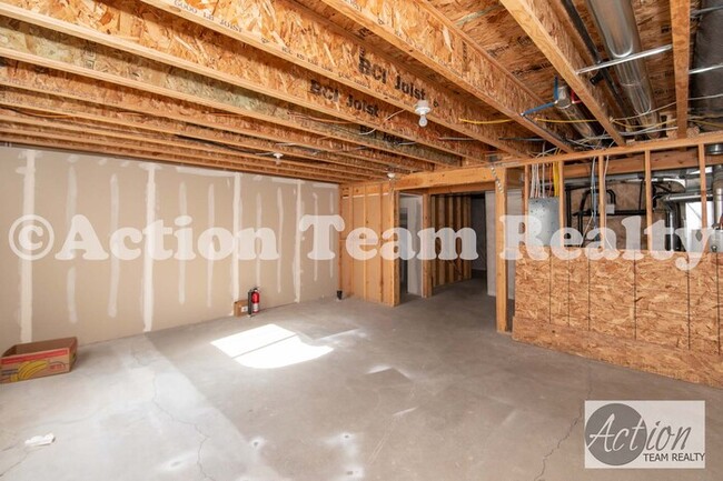 Building Photo - Townhome in Lehi