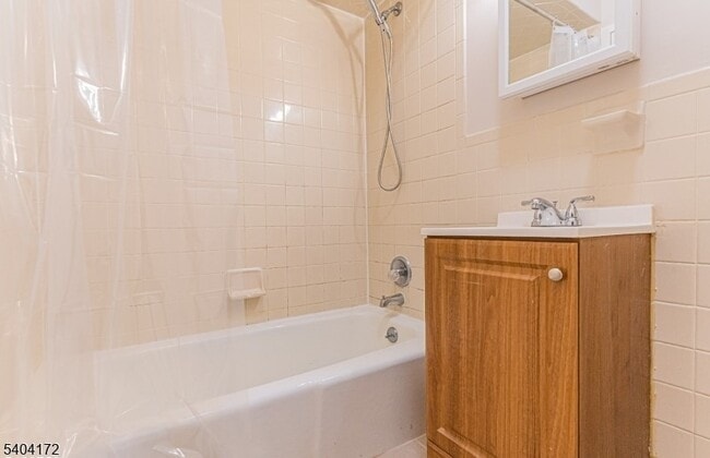 Building Photo - 110 Cornelia St