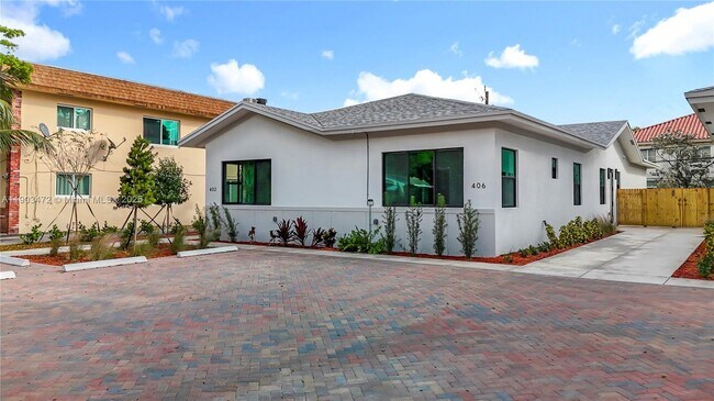 Building Photo - 410 NW 41st St