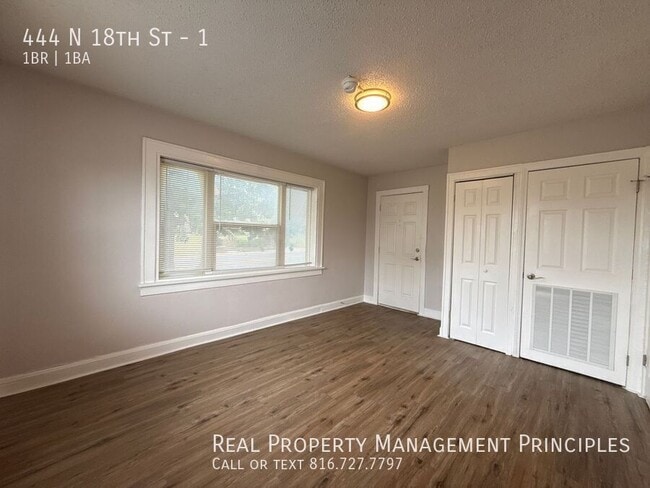 Building Photo - 444 N 18th St