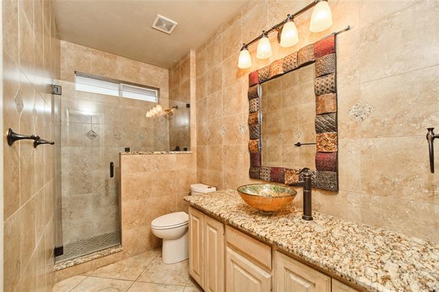 Building Photo - 8708 Moraine Dr