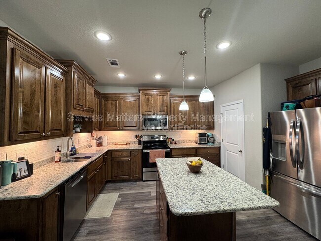 Building Photo - 5337 Parkside Dr