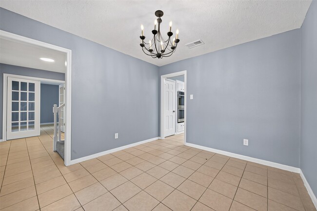 Building Photo - 6715 Greenvale Ln