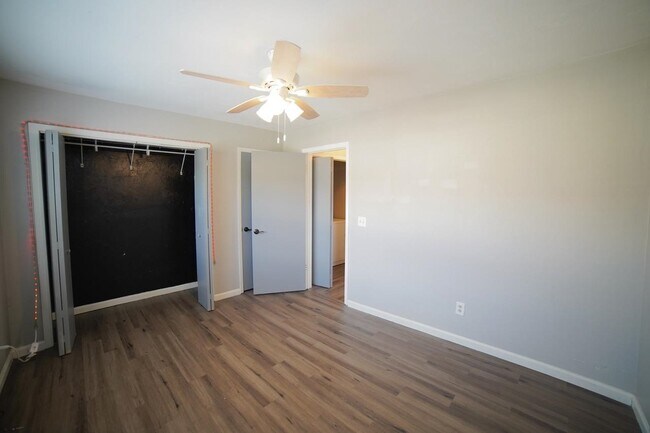 Building Photo - 420 Indian Village Trail