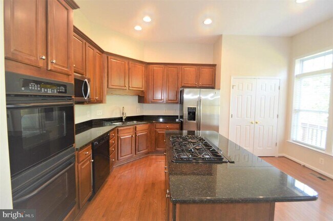 Building Photo - 25140 Boomerang Terrace